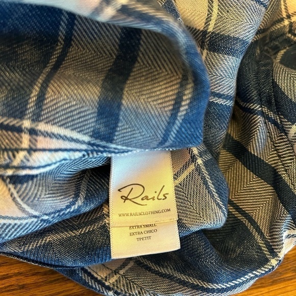 Rails Revolve Hunter Ocean Wash Cloud Plaid Flannel Button Down Shirt Womens XS - Picture 6 of 11